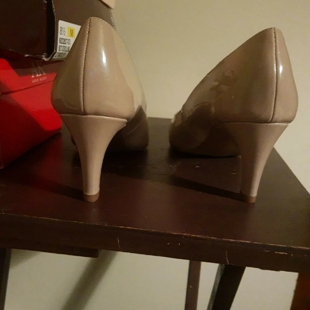 Bandolino Nude color Joseline Heels - Picture 3 of 6